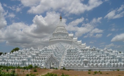 Myanmar, Minghong pagoda sinbume-paya - pagoda albă pentru o memorie luminată