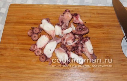 Octopus compot cu roșii - gătit pentru bărbați