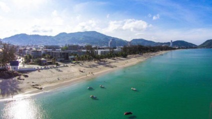 Beach patong strand Phuket - egy olyan terület, ahol az élet nem szűnik meg még éjszaka