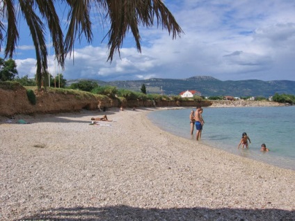 Plaja 200 m de aeroportul Split - Vacanță independentă în Croația