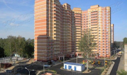 Repararea apartamentelor din clădirea de pe strada de birouri 22