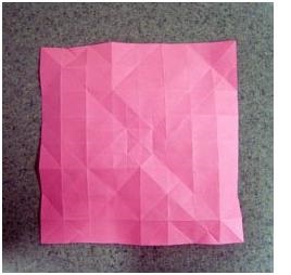 Rose origami az összeszerelési sémákban és a fotó mester osztályban