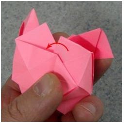 Rose origami az összeszerelési sémákban és a fotó mester osztályban