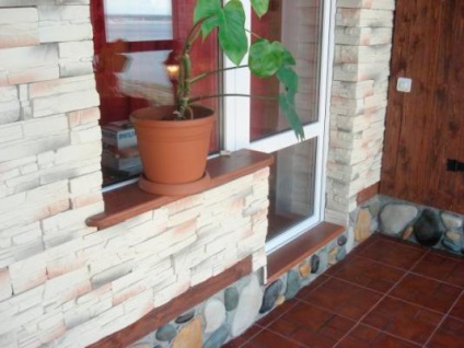 Rosette pe balcon și pe loggia, pe măsură ce vă puteți ține pe mâini