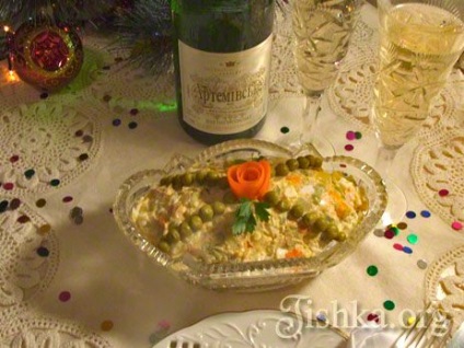 Salată - Olivier - cu carne de vită - o rețetă culinară cu o fotografie