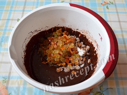 Tort de ciocolată pe aluat lichid