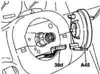A kormánykerék és a kormányoszlop spirális érintkeződobjának eltávolítása és felszerelése mercedes ml