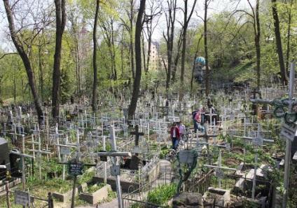 Visă cimitirul la ceea ce visă un cimitir de vis