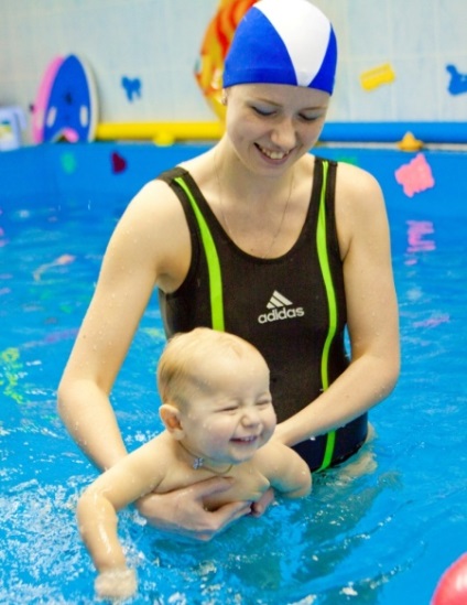 Costume de baie sport pentru piscină (84 pics) modele separate și comune pentru înot,