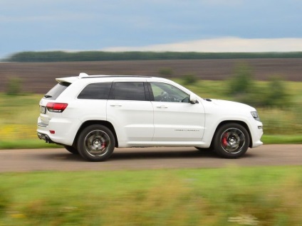 Тест-драйв jeep grand cherokee srt машіноманія