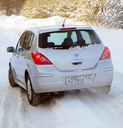 Teszt hajtás nissan tiida