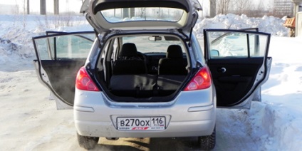 Teszt hajtás nissan tiida