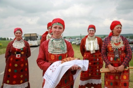 Costum național Udmurt (50 fotografii) rochie tradițională feminină din nordul Udmurts, istorie