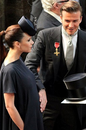 În scandalurile generate de nunta regală, Beckham și Filip Tracey