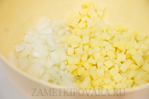 Khanum cu pui și cartofi, simple rețete culinare cu fotografii
