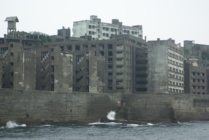 Hasima - o insulă abandonată într-un ocean liniștit (58 de fotografii), axa lumii