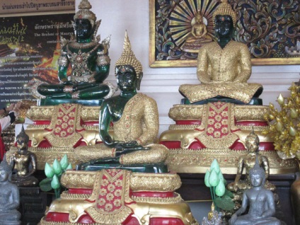 Templom a smaragd buddha, bangkok, thaiföld leírása, fotó, hol van a térképen, hogyan kell