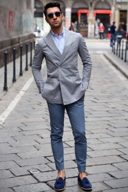 Pantaloni și blugi strânși, blog pentru bărbați