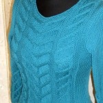 Bluză deschisă cu ace de tricotat, tricotate din lana wi