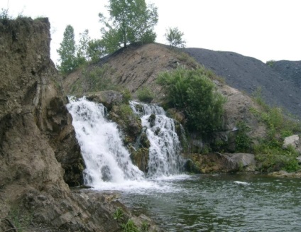 Descriere Belovskiy Falls și fotografii