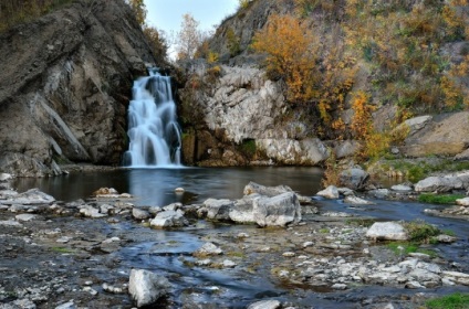 Descriere Belovskiy Falls și fotografii