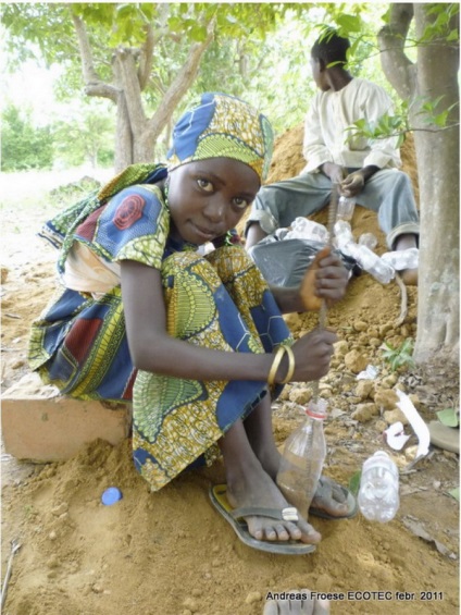 Palackozott házak - a nigériaiak szállítási kérdésének öko-megoldása - környezeti emésztés