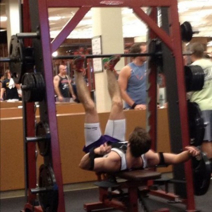 Freaks în scaunul balansoar cele mai ridicol fotografii din sala de fitness - ghid de fitness