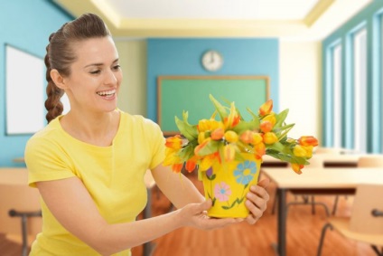 Ziua profesorului este clasă decorată, îi felicităm pe profesori