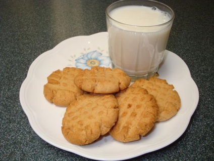 Homemade cookie-uri pe rețete de gătit cu lapte