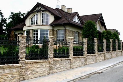 Elite modern kerítések és kerítések a házak számára