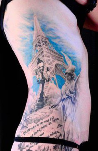 Fotografie și semnificația turnului eiffel tatuaj