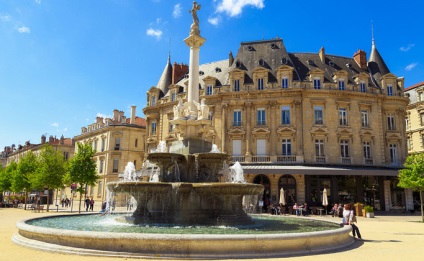 Orașul francez Valence (regiunea Rhône-Alpes)