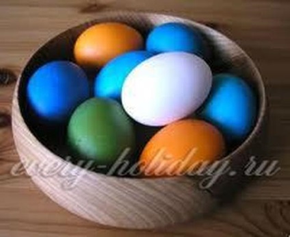 Cum să pictezi ouăle pentru Paști cu mâinile frumoase și originale
