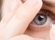 Hogyan lehet enyhíteni a szem fáradtságát a kontaktlencse viselése után, Novoszibirszkben?