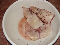 Calamari prăjită în smântână cu ceapă