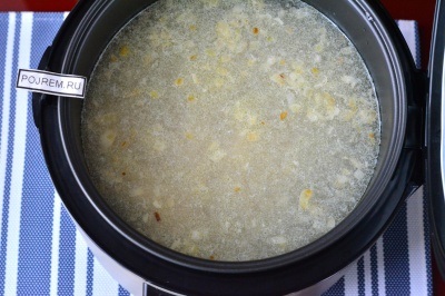 Csirke leves - lépésről-lépésre recept a fotóval, hogyan kell főzni
