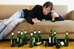 Az alkoholizmus szakaszainak, programjainak, előnyeinek, árainak kezelése
