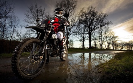 Gelul calului - în căptușeala în locurile motocicletei da!