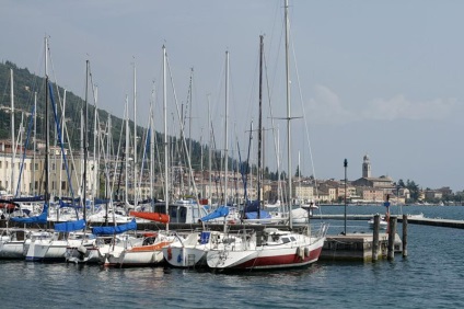 Garda-tó - pihenjen a baconi városban