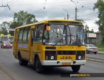 A Paz 4234 gazdaságos busz a városi és elővárosi közlekedéshez