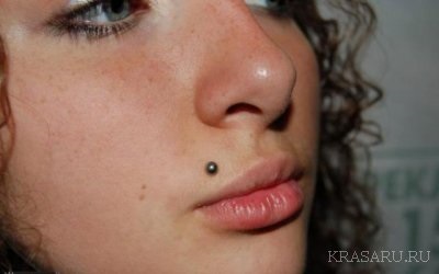 Piercing monroe - decorare extrema pentru fata