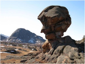 Munții cel mai misterios din Kazahstan - masivul bayanaul