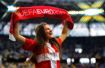 Cele mai stralucitoare majorete ale Euro 2012