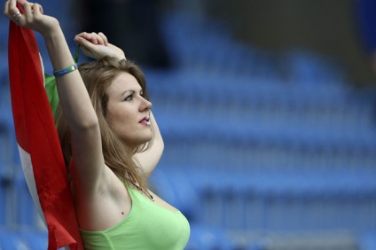 Cele mai stralucitoare majorete ale Euro 2012