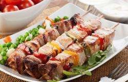 Shish kebab (húsból, halból, zöldségből, gombából) és pácokból - finom receptek lépésről-lépésre fotóival