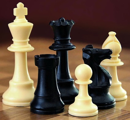 Șahuri, șah