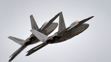 Scandalous raptor de ce SUA vrea să se întoarcă luptător f-22