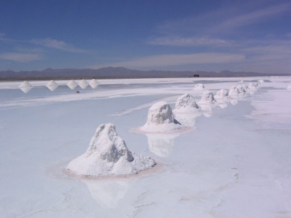 Uyuni solonchak este cel mai mare lac de sare, Nicolletto