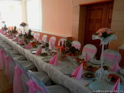 Ivanovo esküvői sorozata - a csarnok díszítése