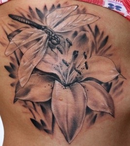 Liliac tatuaj (valoare, fotografie, schițe), tattoofoturi